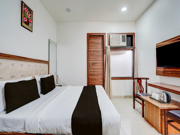 Room 5, Deluxe Hotel TR, Amritsar