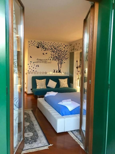 Bedroom 2, B&B Garda 4U, Brescia