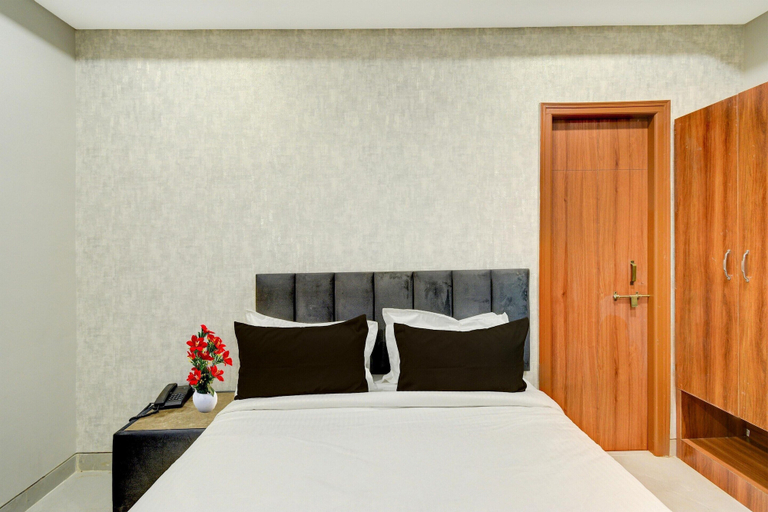 Room 4, Super Deluxe Roommiyapur Metro Station, Ranga Reddy