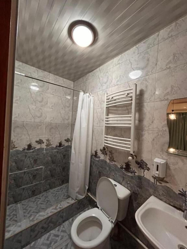Bathroom 2, Ezo hostel, Tbilisi