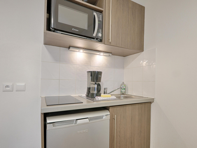 Private kitchen, Comfortable Studio for 2 by the Marne, Val-de-Marne