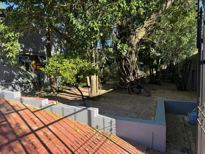 Property grounds 4, Boutique Hotel-Style 8Bed Villa Ferndale, City of Johannesburg