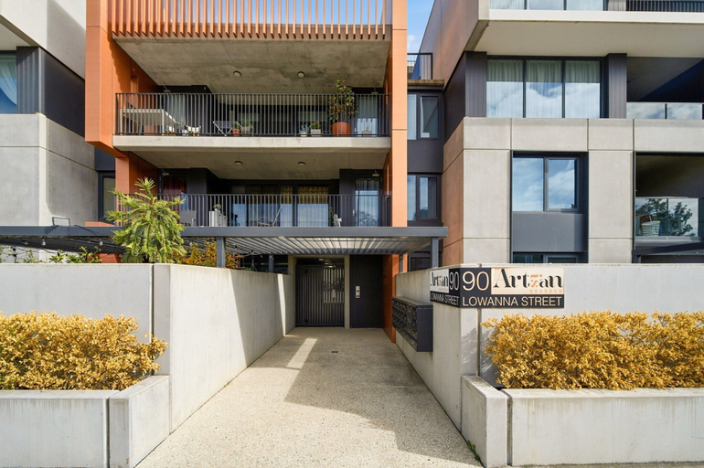 Exterior 4, Stylish 1-bed Retreat in Braddon, Canberra