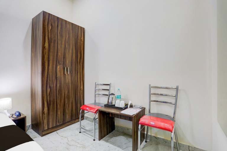 Room 5, Super Collection O Chikmagalur Market, Chikmagalur