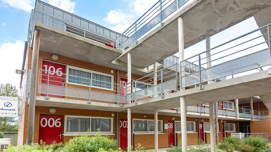 Primary image