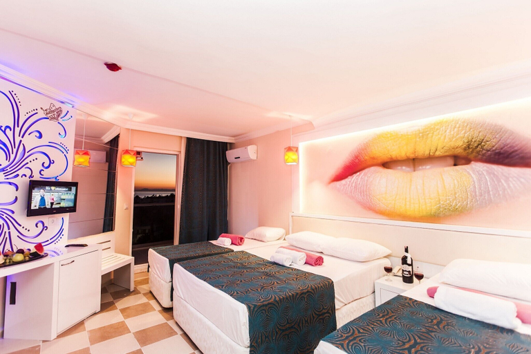 Bedroom 4, Infinity Beach Hotel Konaklı Alanya - All inclusive, Alanya