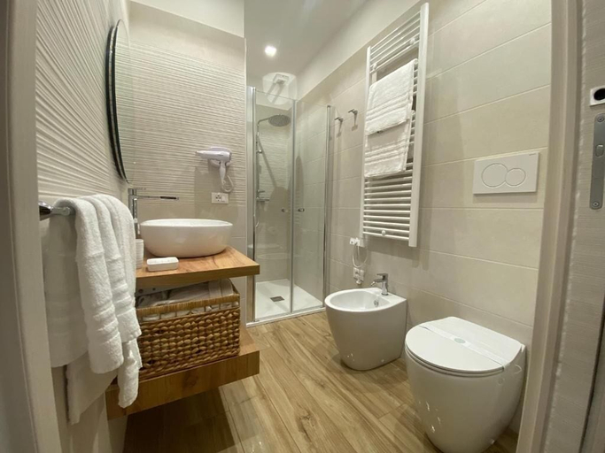 Bathroom 2, Borgo Cian, Campobasso