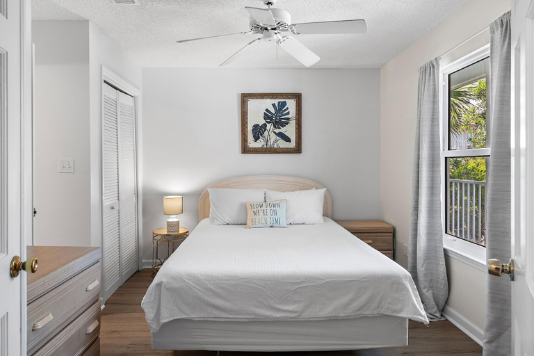Bedroom 2, Summerspell 207, Walton