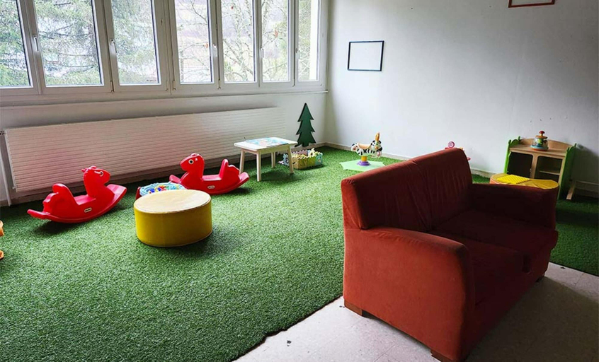 Children's area, Large Stay Near Lelex Shops, Ain