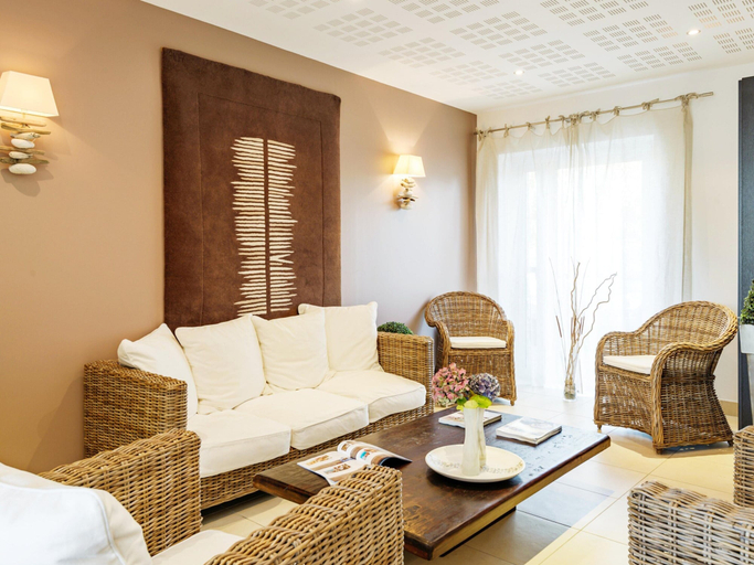 Living room 3, Charming Breton Duplex Cottage, Ille-et-Vilaine