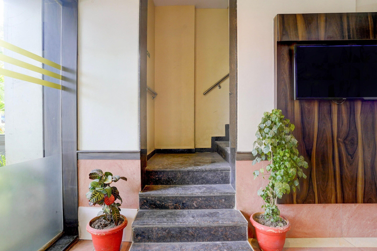 Reception 3, Deluxe Hotel Amour, Mumbai Suburban