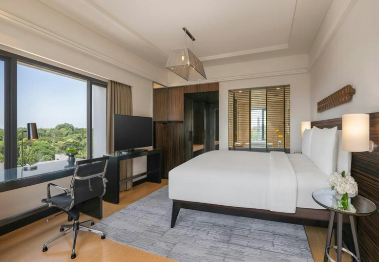 Bedroom 3, The Raintree Hotel - St.Mary's Road, Chennai