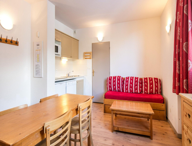 Living room 4, Spacious Stay Near Galibier, Savoie