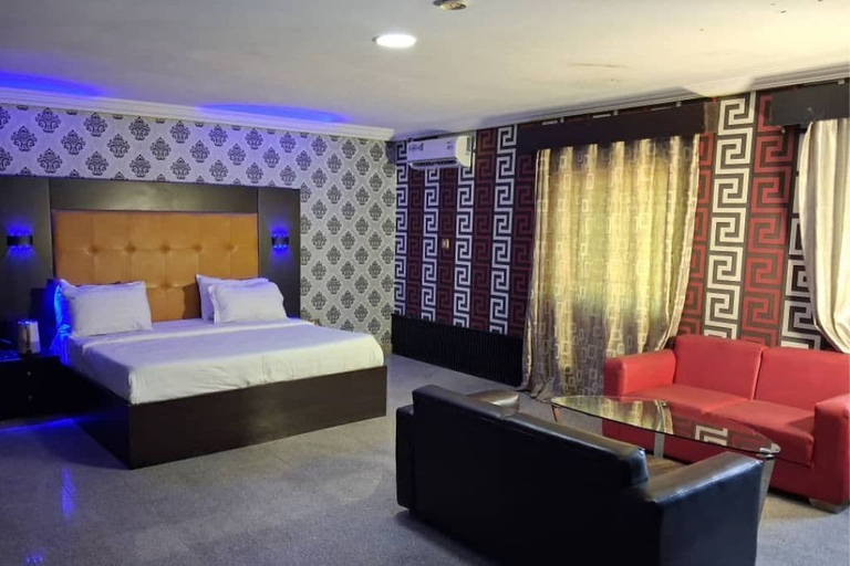 Interior 5, paris suite, Wamba