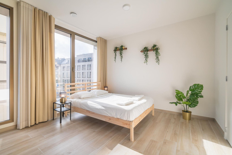 Bathroom 5, City Hideaway With Terrace in Antwerp, Antwerpen
