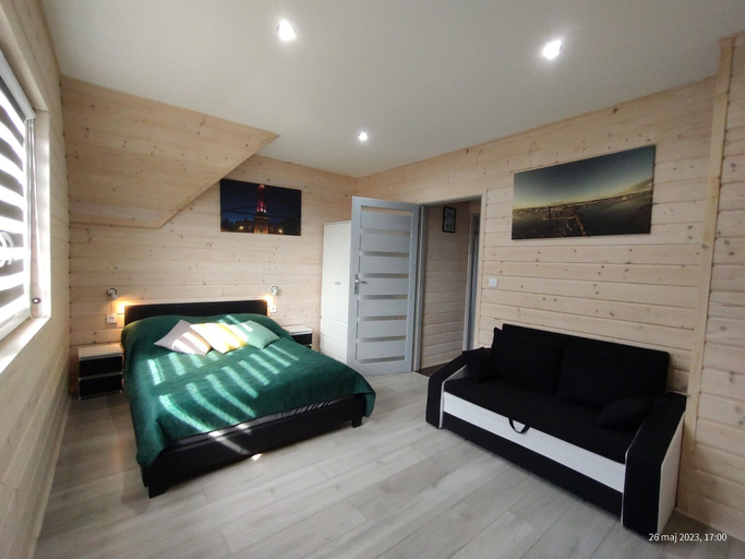 Room 2, Holiday Home in Rewal Near Beach, Gryfice
