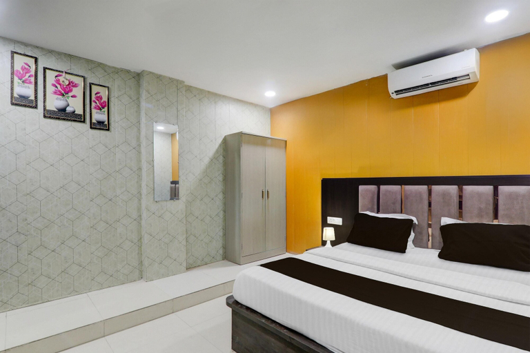 Room 2, Classic With Balcony Medical College Gorakhpur, Gorakhpur