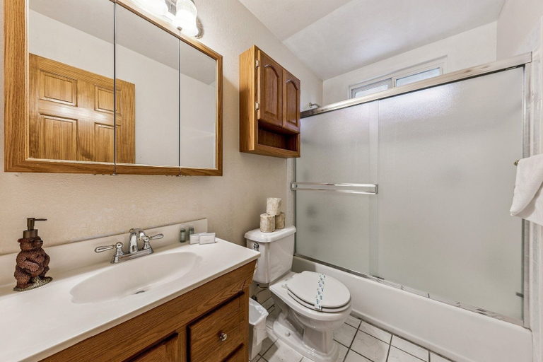 Bathroom 4, 838 Placer Avenue 4 Bedroom Home, El Dorado