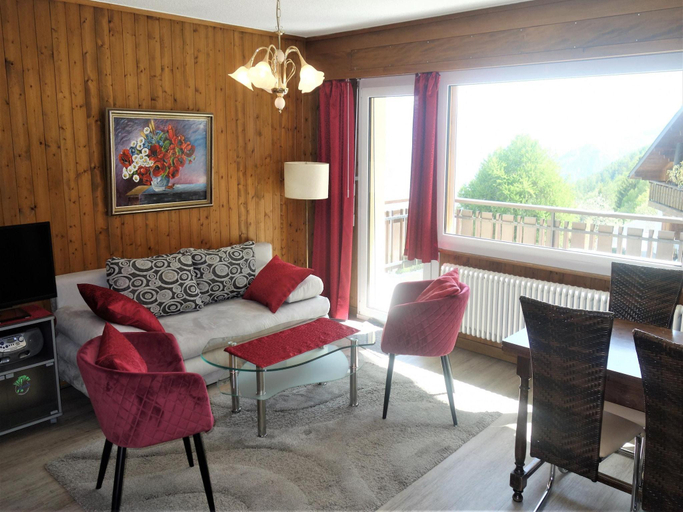 5, Luxury apartment in the heart of valley, Sion