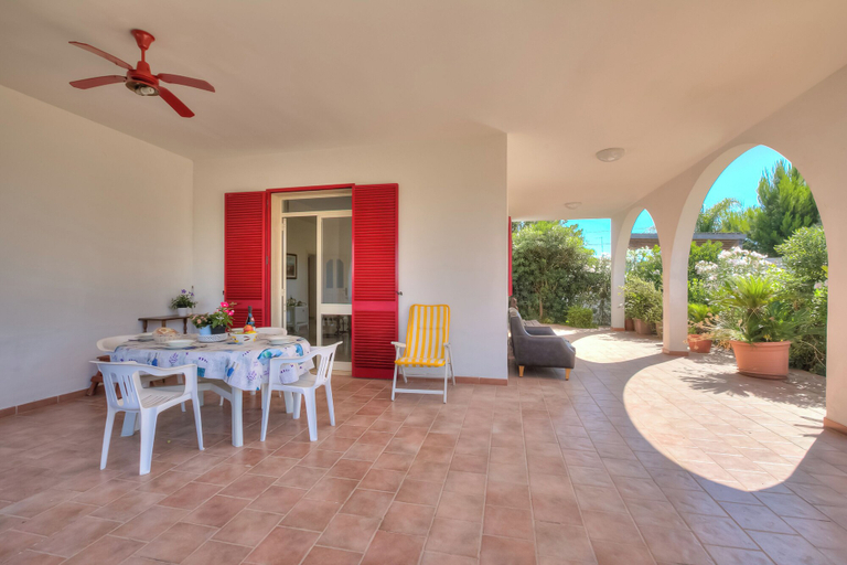 Outdoor dining 4, Villa Strea with pool, Lecce