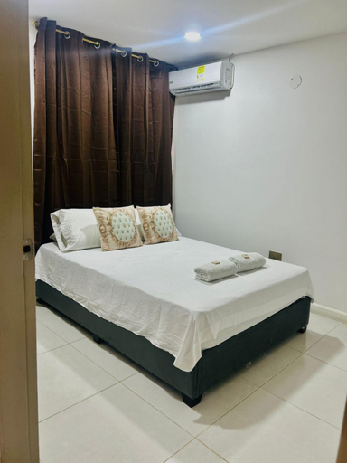 Others 4, Hotel Galicia, Montería