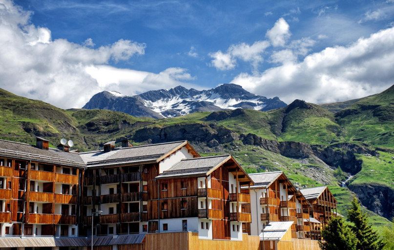 Exterior 2, Studio for 4 With Private Balcony, Hautes-Alpes