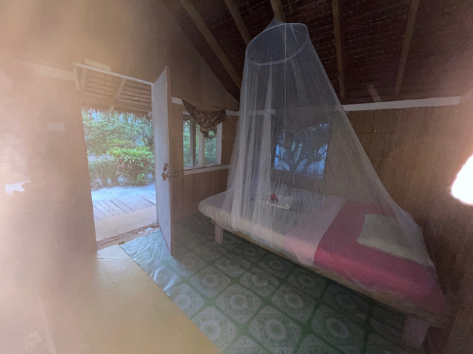 Room 2, White Beach Bungalow, West Tanna