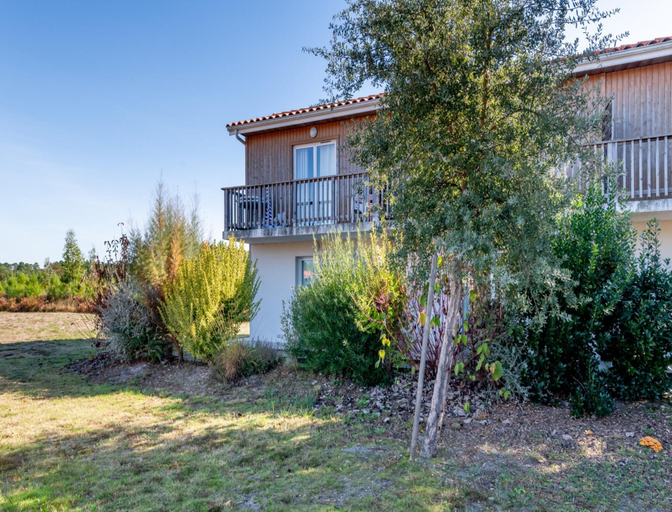 Exterior 4, Apartment With Access to Pool, Landes