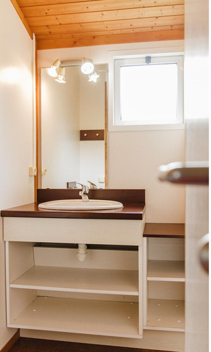 Bathroom 2, Cozy Cottage Retreat in Corrèze, Corrèze