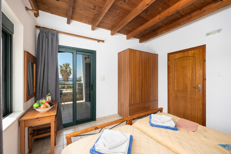 Bedroom 2, Spiros Beach Villa, Crete