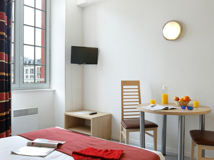 Living room, Romantic Getaway in Epernay, Marne