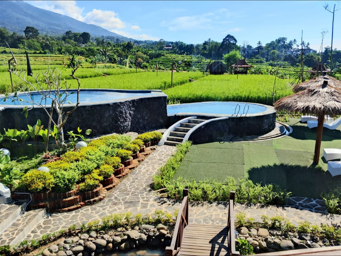Others 2, Ngadem di Sawah, Sukabumi