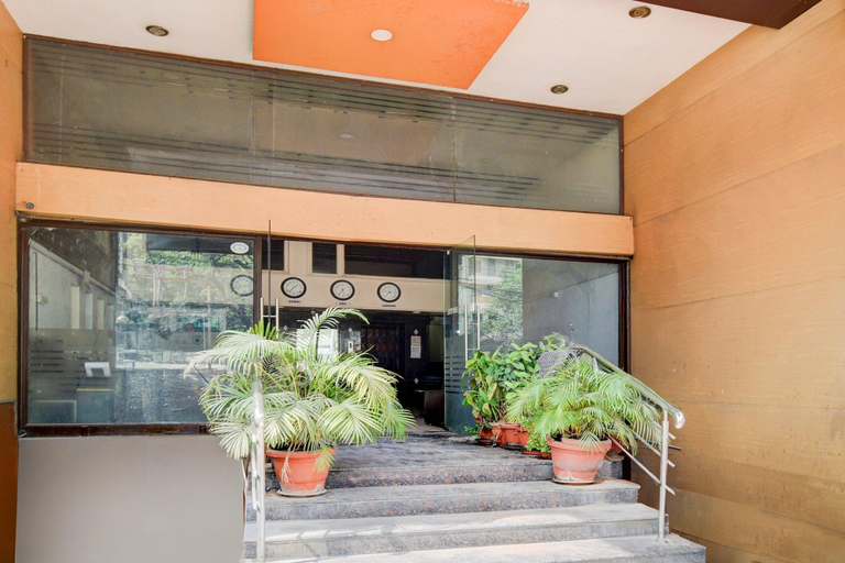Reception 2, Deluxe Townhouse Narayanaguda Metro, Hyderabad