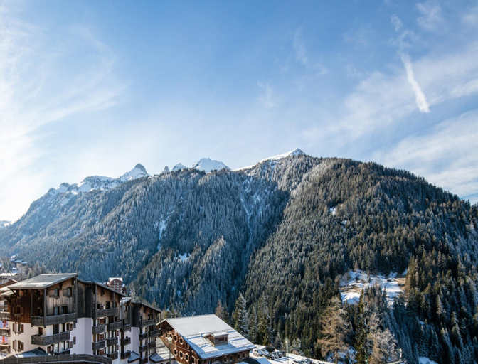 View from property 2, Attractive apartment with balcony/terrace, Savoie
