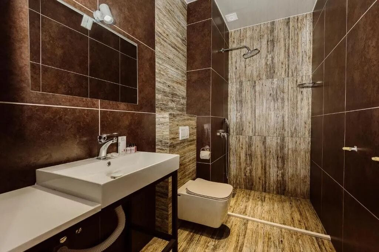 Others 3, Hotel Piont Vert, Batumi