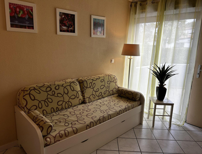 Living room 2, Sea-close Apartment for 2, Pyrénées-Orientales
