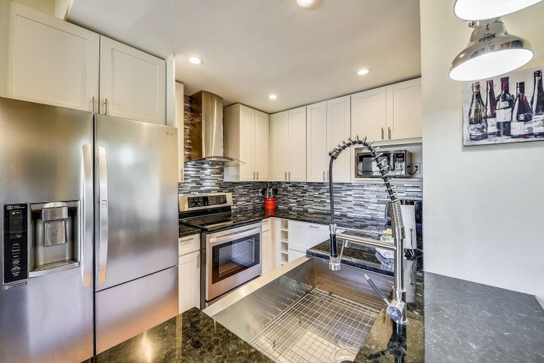 Private kitchen 5, Seascape Golf Villas 23c- Coastal Cottage, Walton