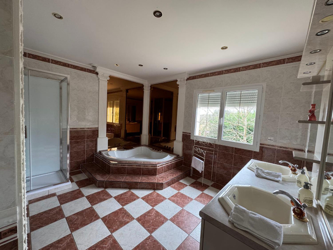 Bathroom, Gite du Mercadal Les Pujols, Ariège