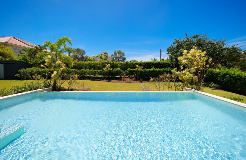 Pool 5, Haynes House 3 Home
