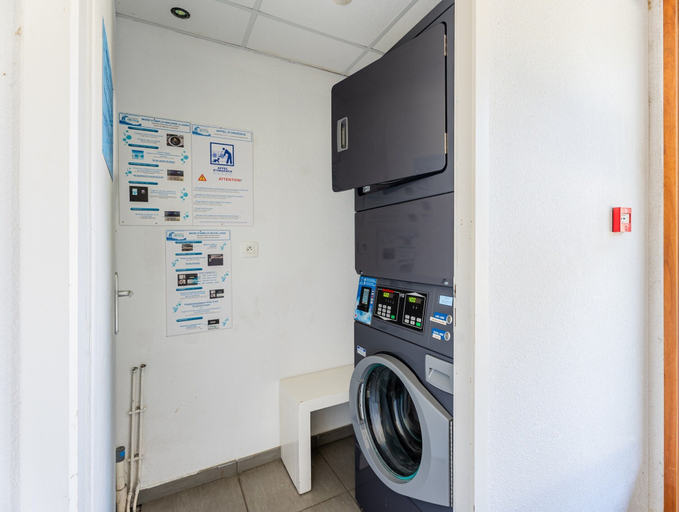 Interior, Apartment in Lacanau Near Beach, Gironde
