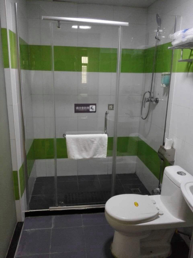 Bathroom, 7 Days Inn Jinan Pingyin Qinglong Road, Jinan