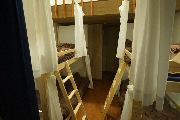 Others 3, Guest House Wakabaya, Takamatsu