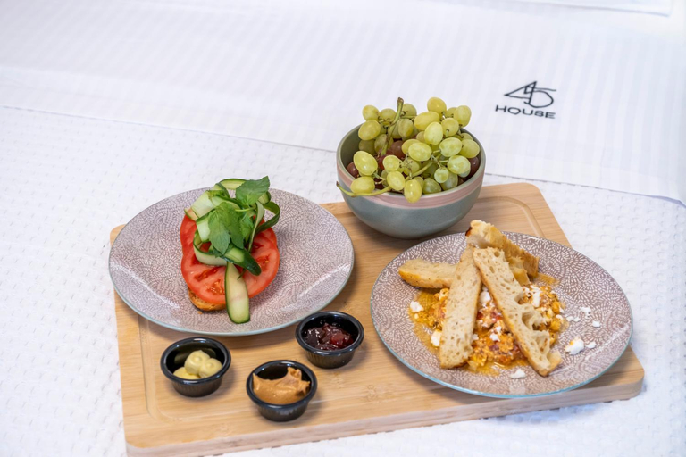 Food & Drinks, 45House, Peloponnese
