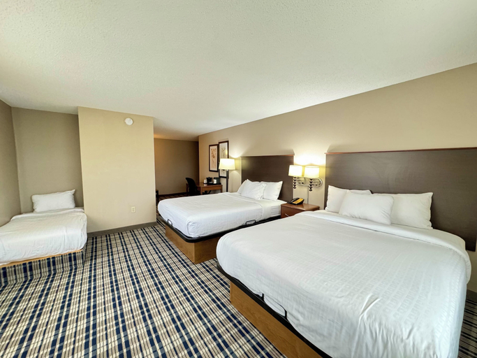 Bedroom 4, AmericInn by Wyndham Rice Lake, Barron