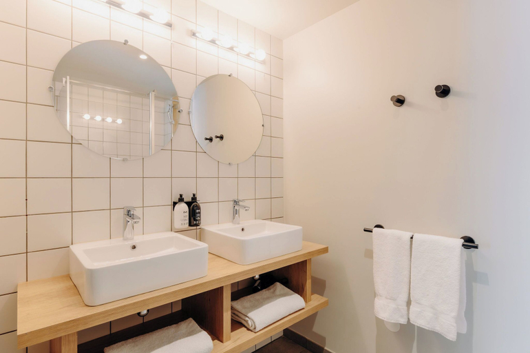 Bathroom 5, PlanB Hotel - Living Chamonix, Haute-Savoie
