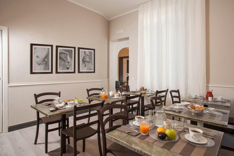 Food & Drinks 5, Nazionale 51 Group, Rome