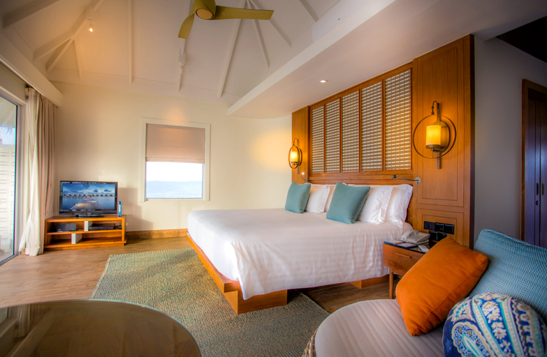 Bedroom 3, Machchafushi Island Resort & Spa Maldives, The Centara Collection