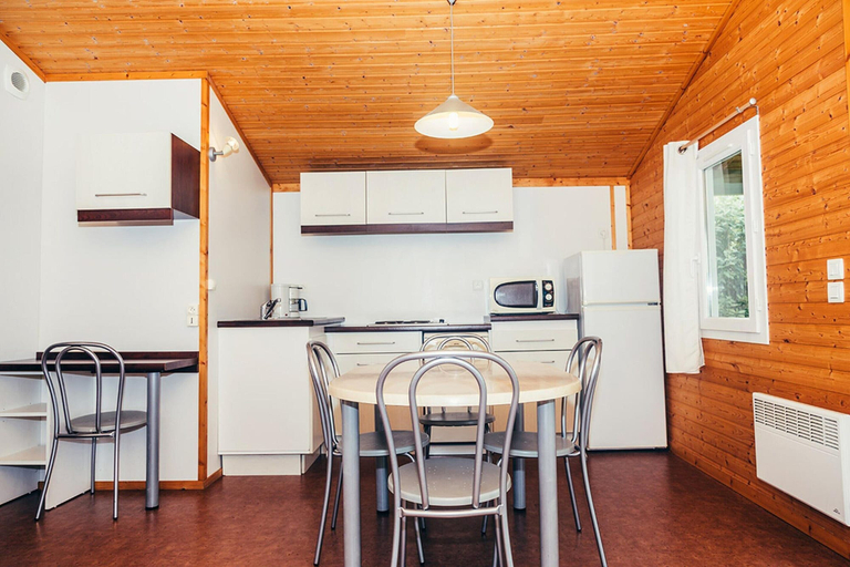 Private kitchen 2, Family Cottage for 6 in Correze, Corrèze