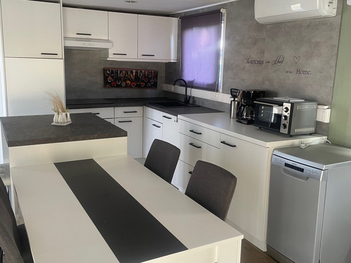 Private kitchen 3, Enigma Lounge Chalet With Swimming Pool, Limburg