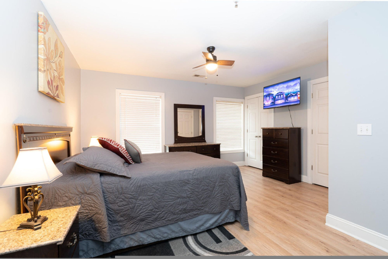 Room 3, Modern Charleston Getaway, Charleston